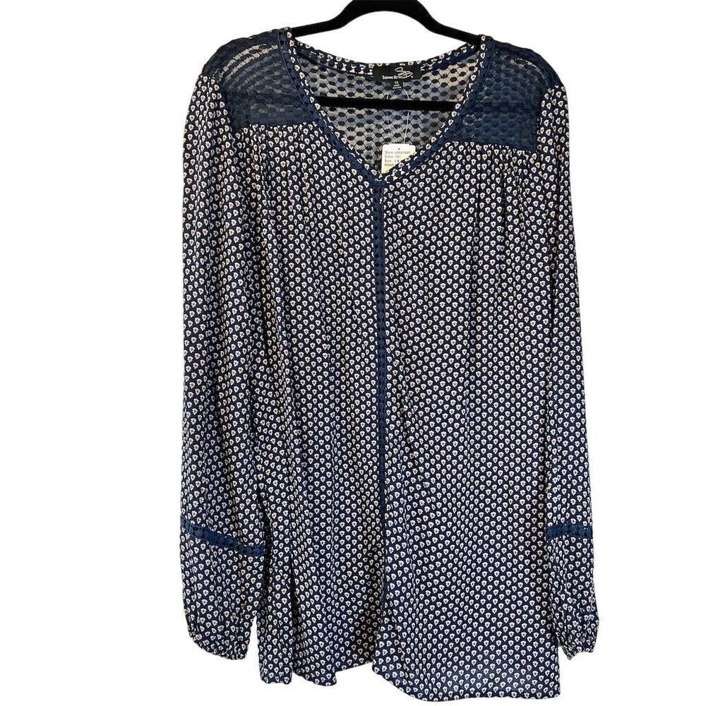 NWT Suzanne‎ Betro 1X Floral Tunic Lace Yoke V-Neck Long Sleeve Navy Blouse